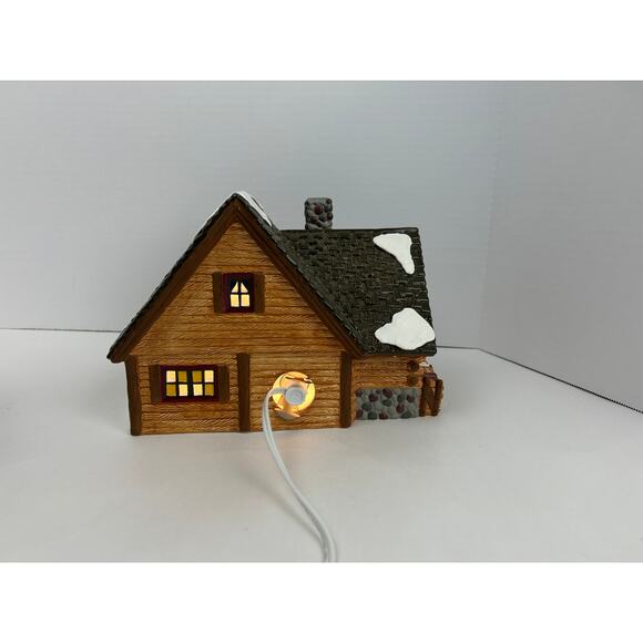 Department 56 Snow Village Hunting Lodge Lighted Building with Box - Picture 5 of 11